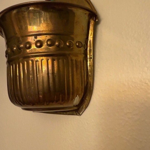 Brass plant holder - Picture 3 of 3